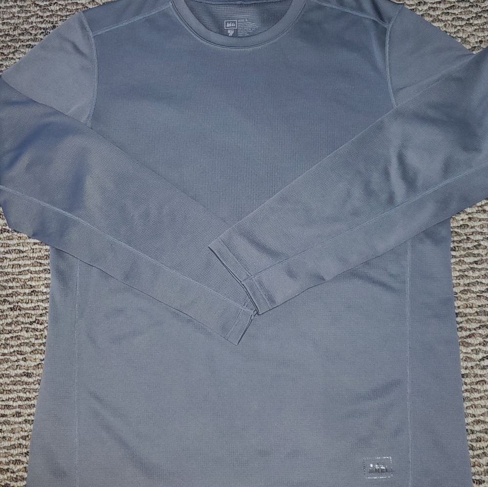 REI men's base layer long sleeve shirt size L, color gray.